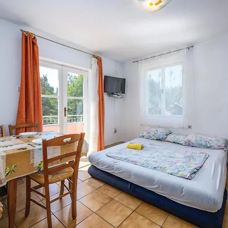 Amazing Apartment In Rovinj With Wifi Exterior photo