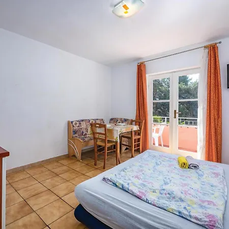 Amazing Apartment In Rovinj With Wifi Exterior photo