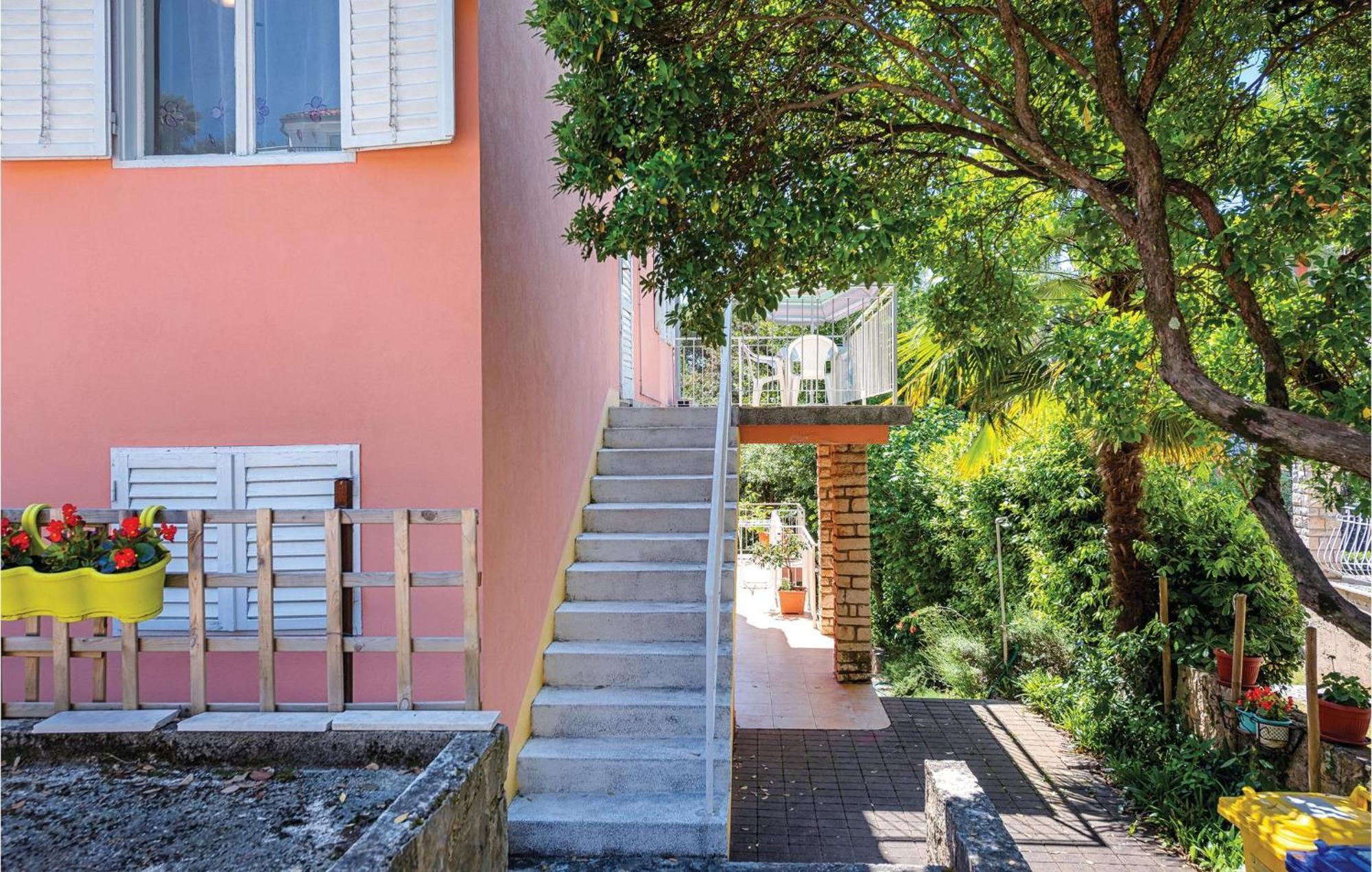 Amazing In With Wifi Apartment
